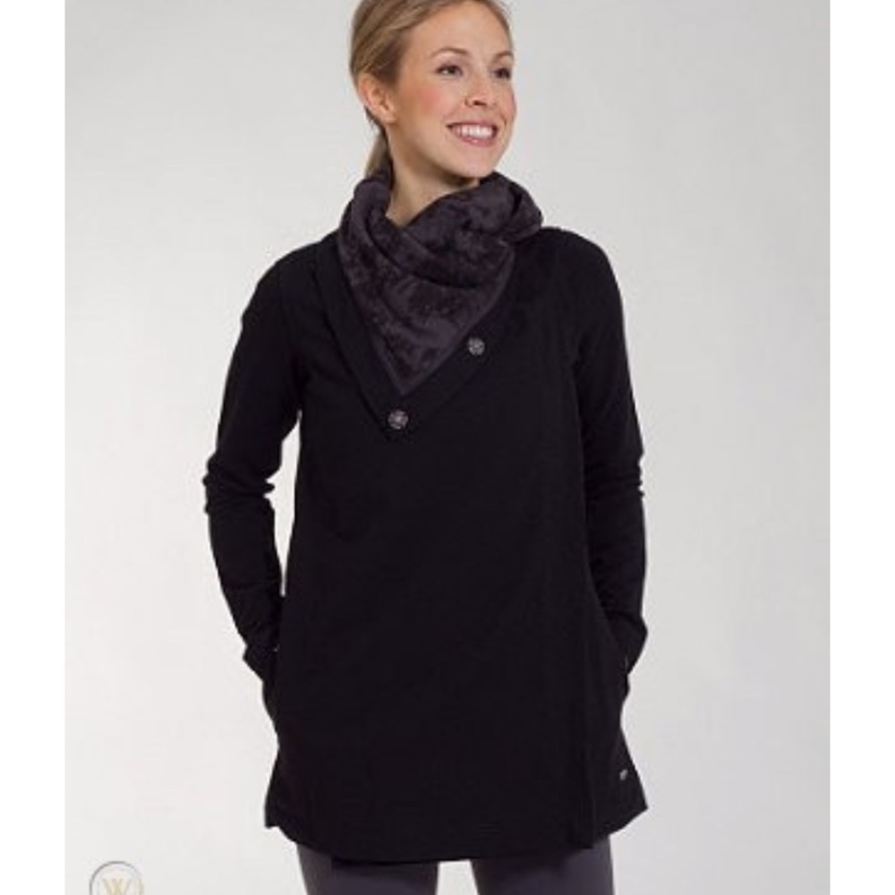 Lululemon Savasana Wrap in Seabed Size 2